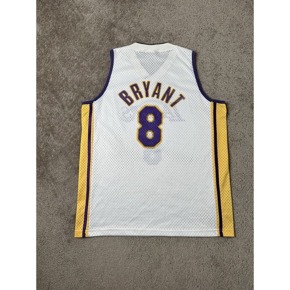 kobe bryant white jersey 8